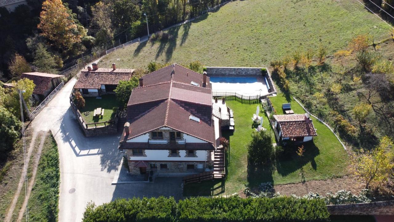 Apartamentos Rurales Valverde Potes Bagian luar foto