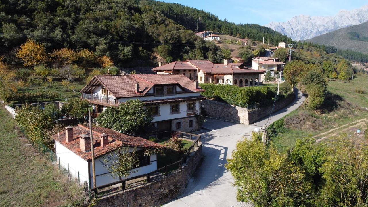Apartamentos Rurales Valverde Potes Bagian luar foto