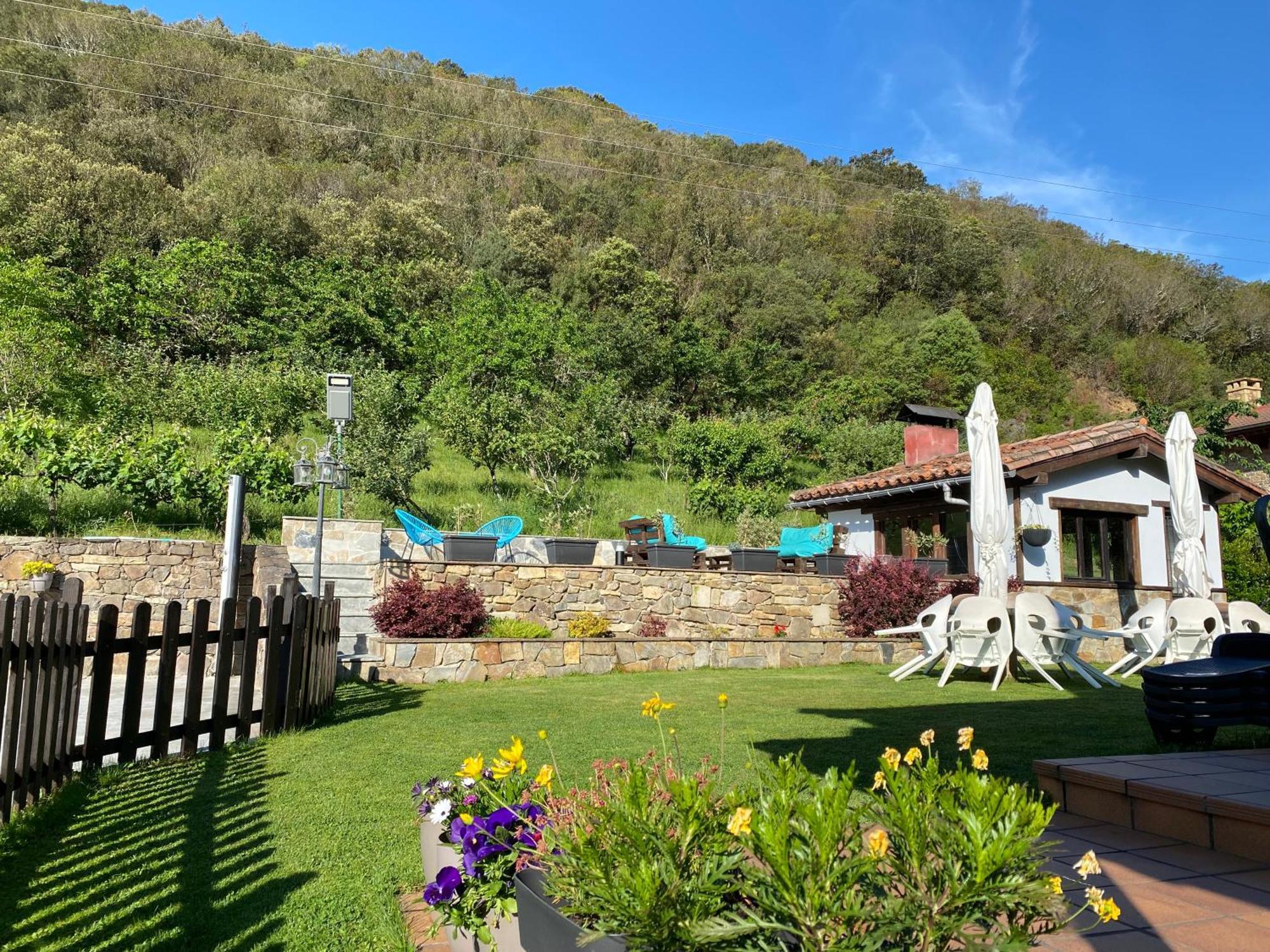 Apartamentos Rurales Valverde Potes Bagian luar foto
