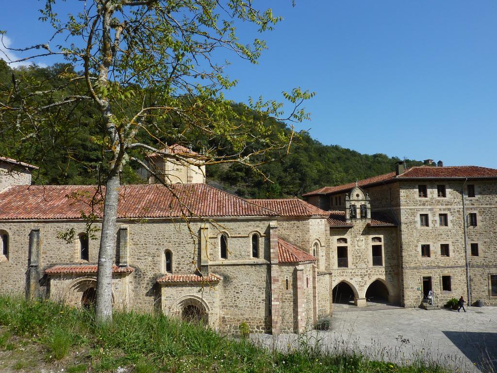 Apartamentos Rurales Valverde Potes Bagian luar foto
